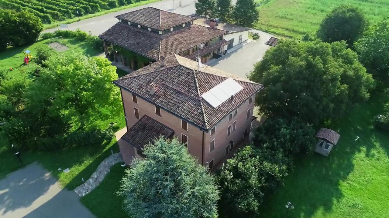 Albergo Da Ca' Vecia Spilamberto Exterior foto